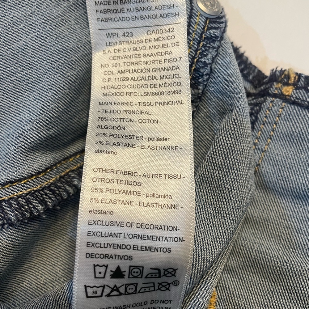 Levi Strauss Blue Maternity Jean shorts with Waistband size Large NWOT - Picture 6 of 9